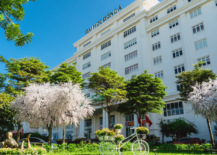 Trường Đại Học Đông Á