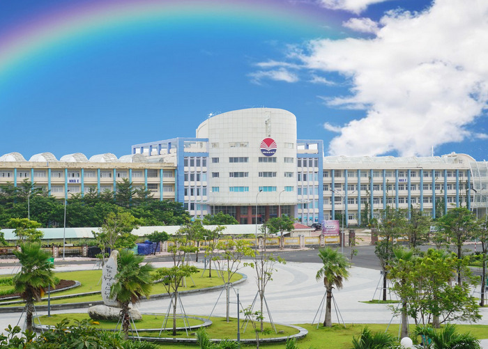 Trường Đại Học Phú Yên